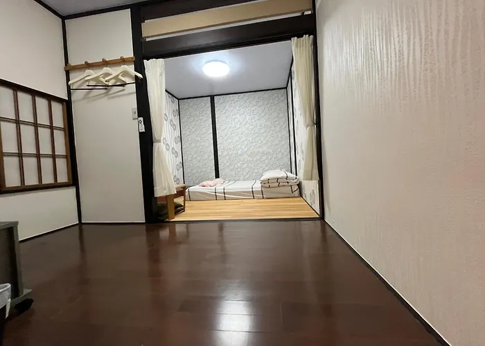 Lucky Hotel